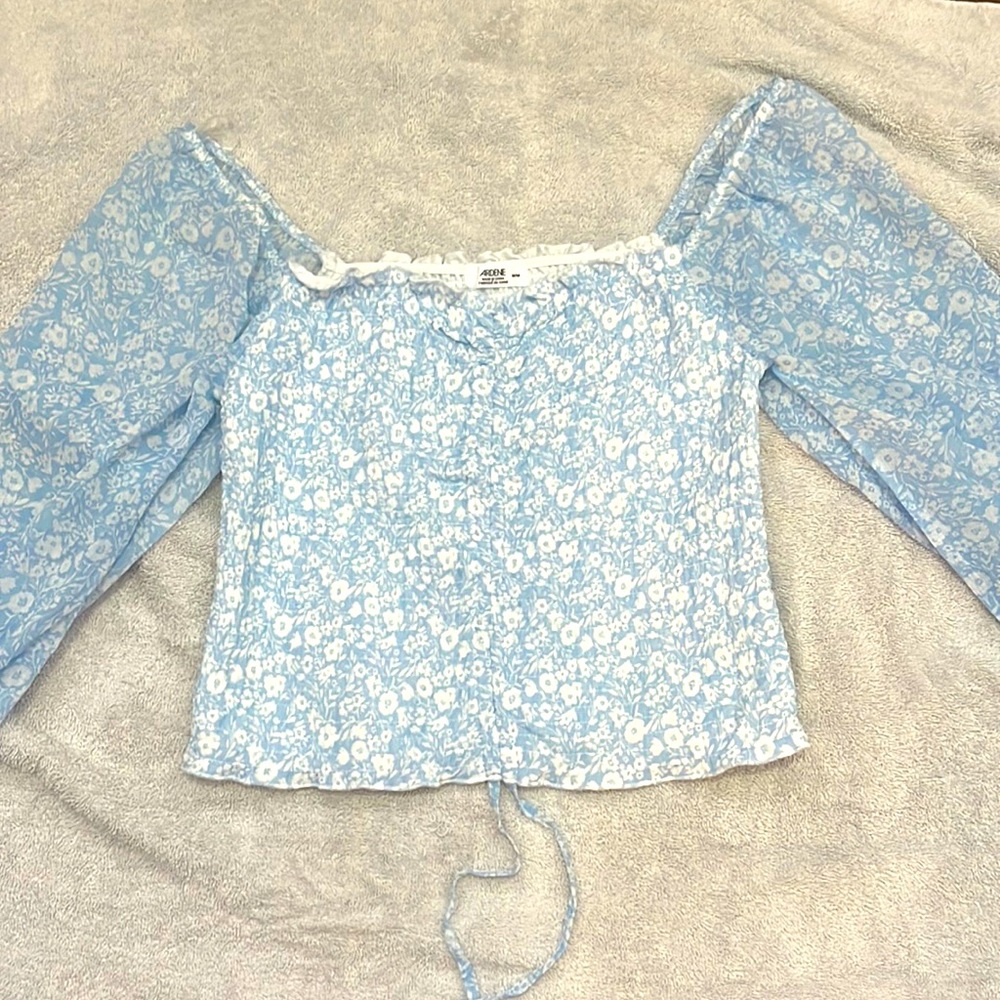 NWOT super flattering top